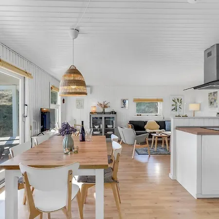 3 Bedroom Awesome In Feriehus Fanø