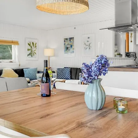 Feriehus 3 Bedroom Awesome In *